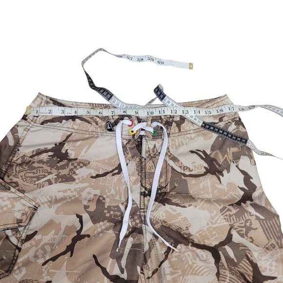 Volcom Hawaii Mod Tech Camo AOP Board‎ Shorts Mens 33 Beach Swim Trunks - Picture 7 of 15